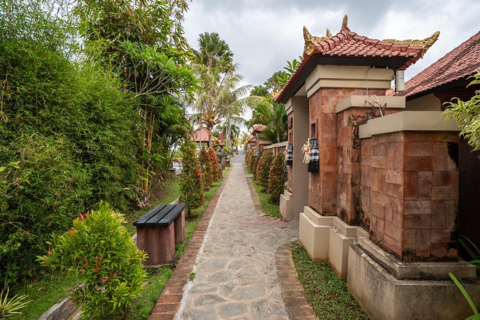 Nirmala Pensión Keramas Exterior foto